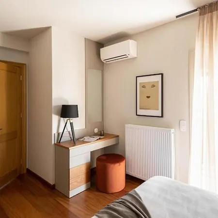 Elegant Mountain-view Next To Seaside Apartament *