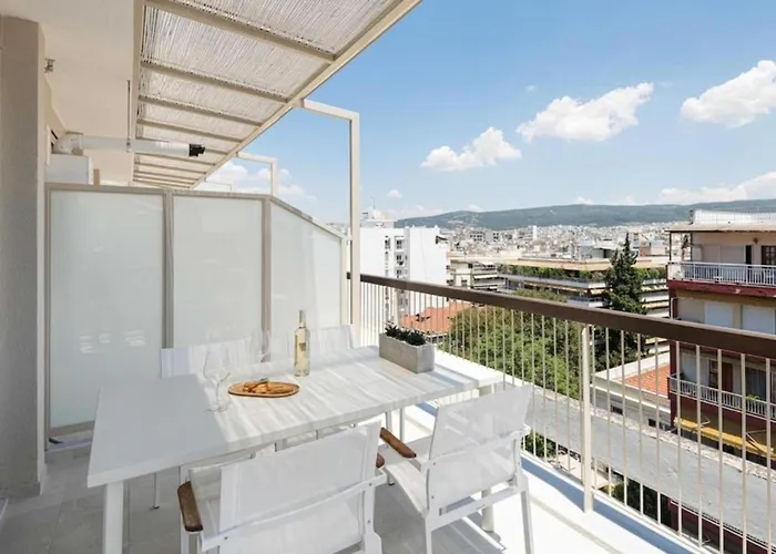Elegant Mountain-view Next To Seaside * Thessaloníki